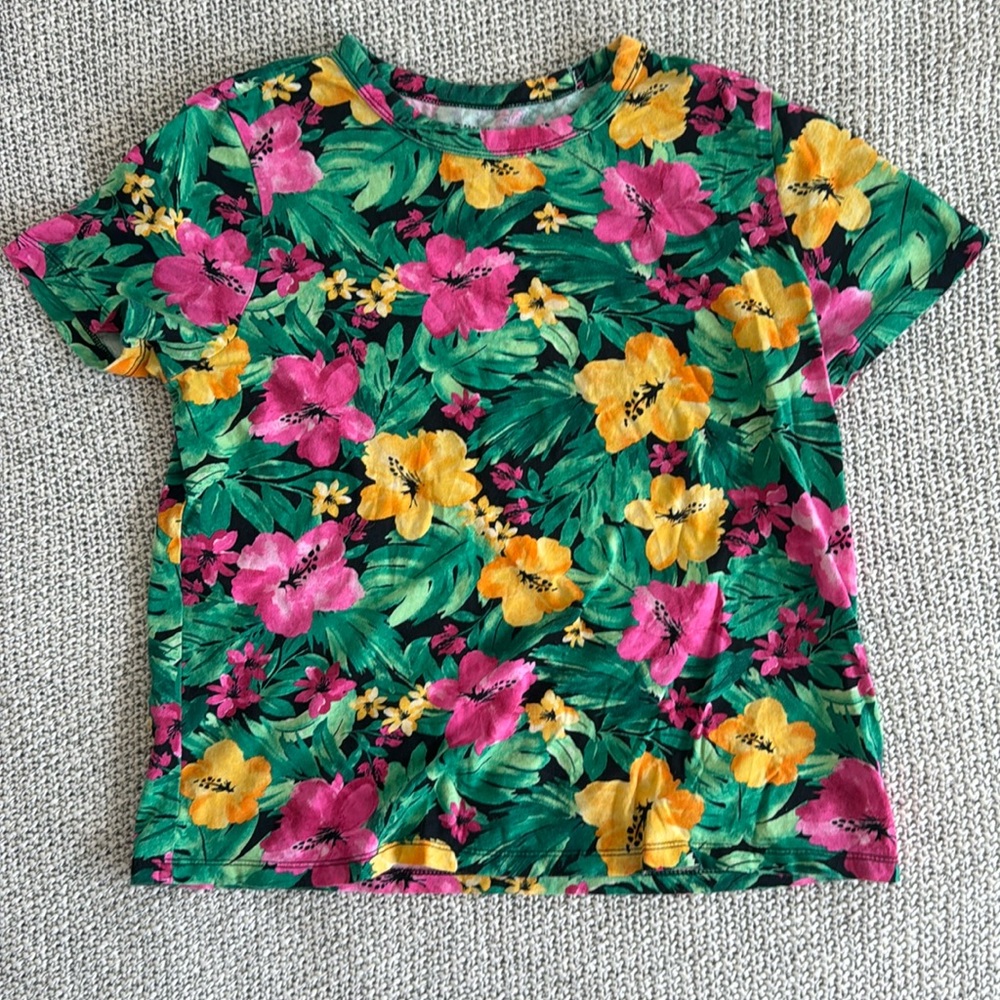 Old Navy tropical tee shirt